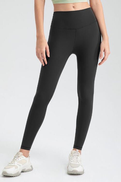 Wide Waistband Slim Fit Active Leggings - Athletic Leggings - Black - Bella Bourget